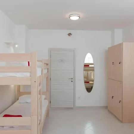 Free Bird - Bed In Four Bed Mixed 3 * Dubrovnik
