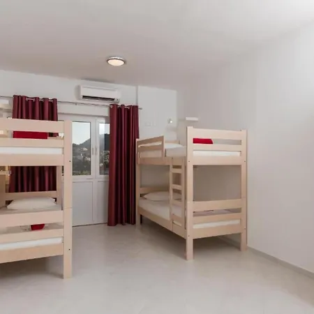 Holiday home Free Bird - Bed In Four Bed Mixed 3 *