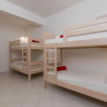 Free Bird - Bed In Four Bed Mixed 3 Holiday home Dubrovnik
