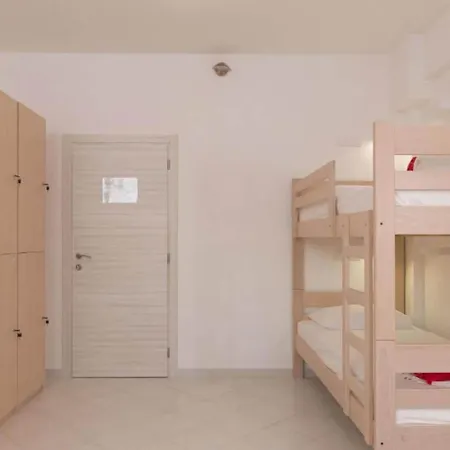 Free Bird - Bed In Four Bed Mixed 3 * Dubrovnik
