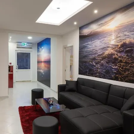 Free Bird - Bed In Four Bed Mixed 3 Holiday home Dubrovnik